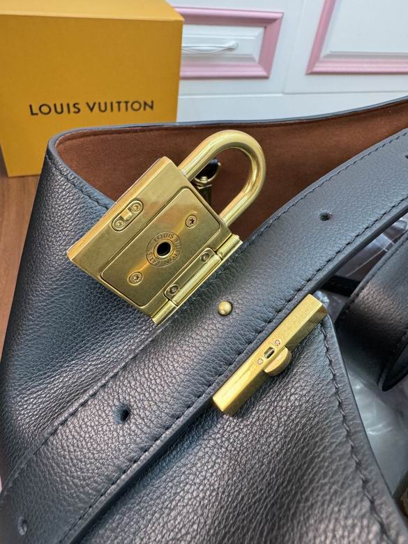 M24856 31X35X18cm YG 6