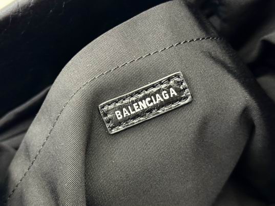 Monaco 0918 32.5X22X9.9cm GY 4色 35