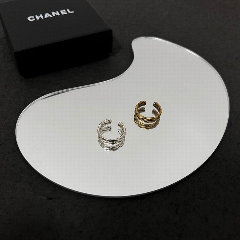 Chanel ring 3lyx32