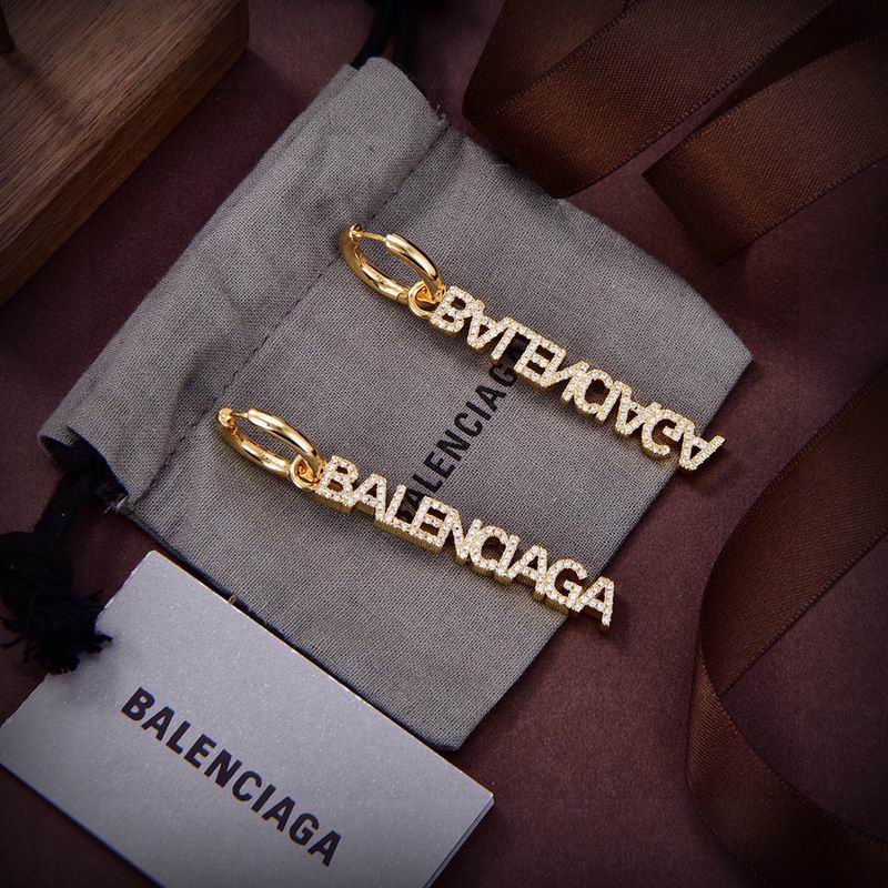 Balenciaga earring2