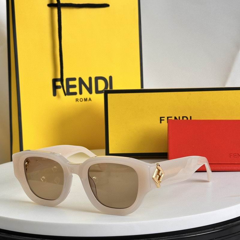 Fendi Glasses smh88