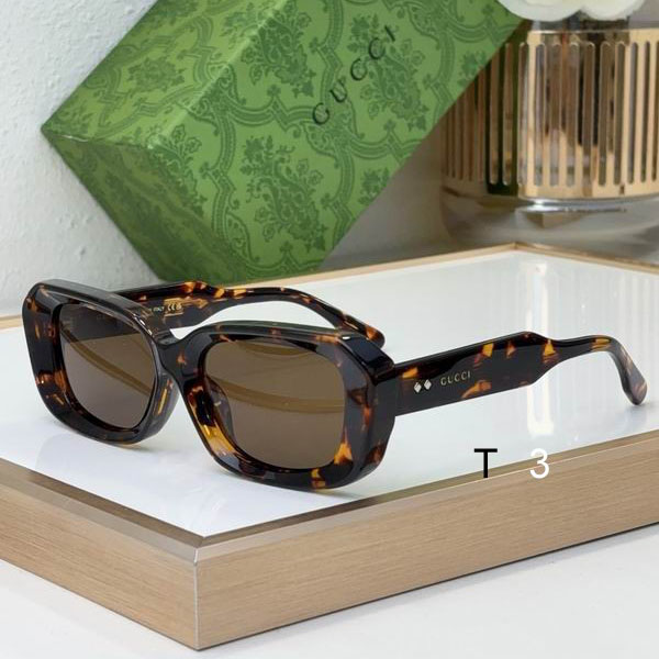 Gucci GG1876S 45 18-145 c