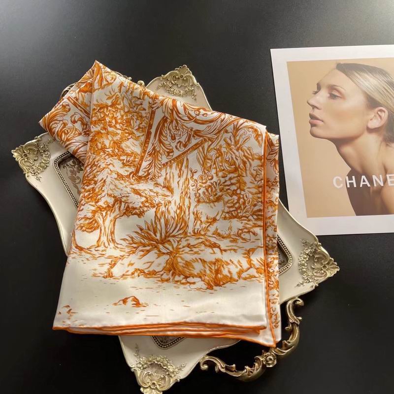 Dior silk scarf 90X90cm E13