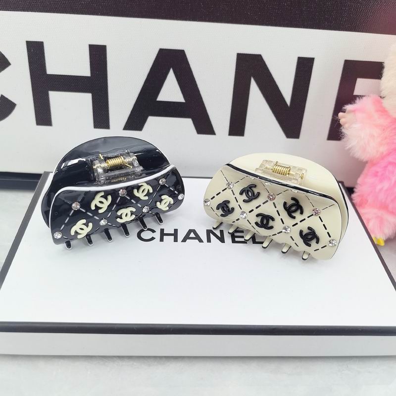 Chanel Hair Grab Clip