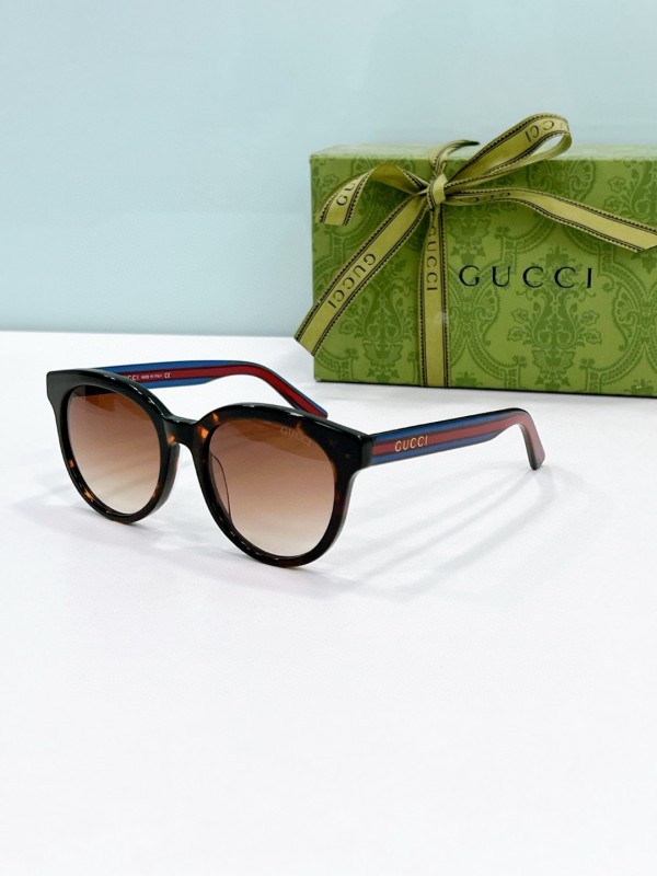 Gucci Glasses 08smh70
