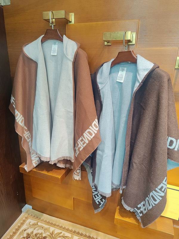 Fendi cloak 135X155cm E111014