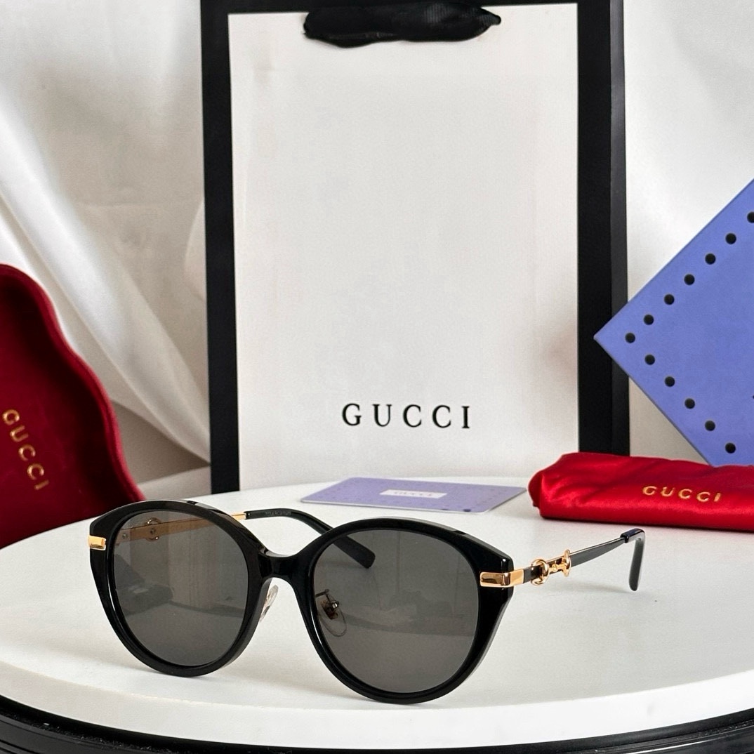 Gucci GG2056S 56 20-145 e