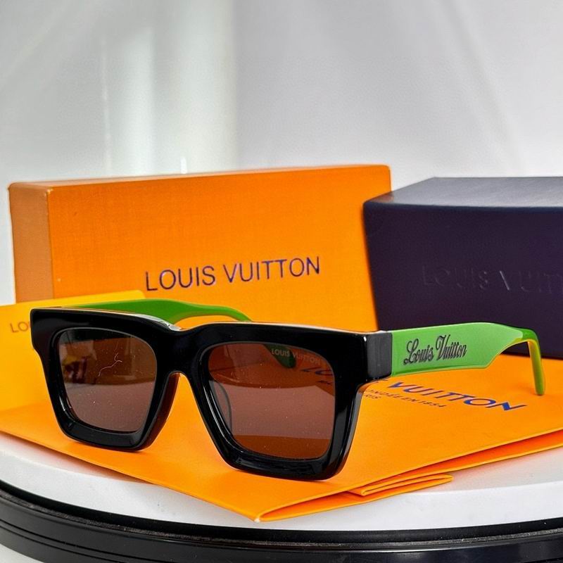 LV Glasses smr244