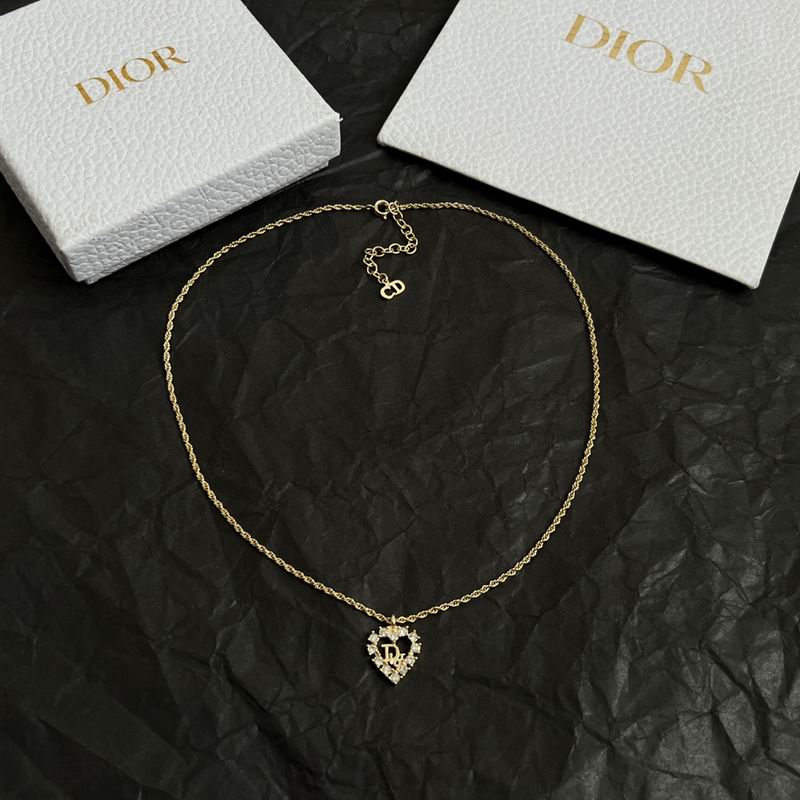 Dior Necklace 10yxx109