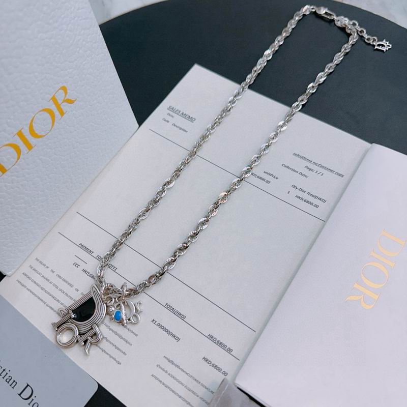 Dior Necklace 11yxx137