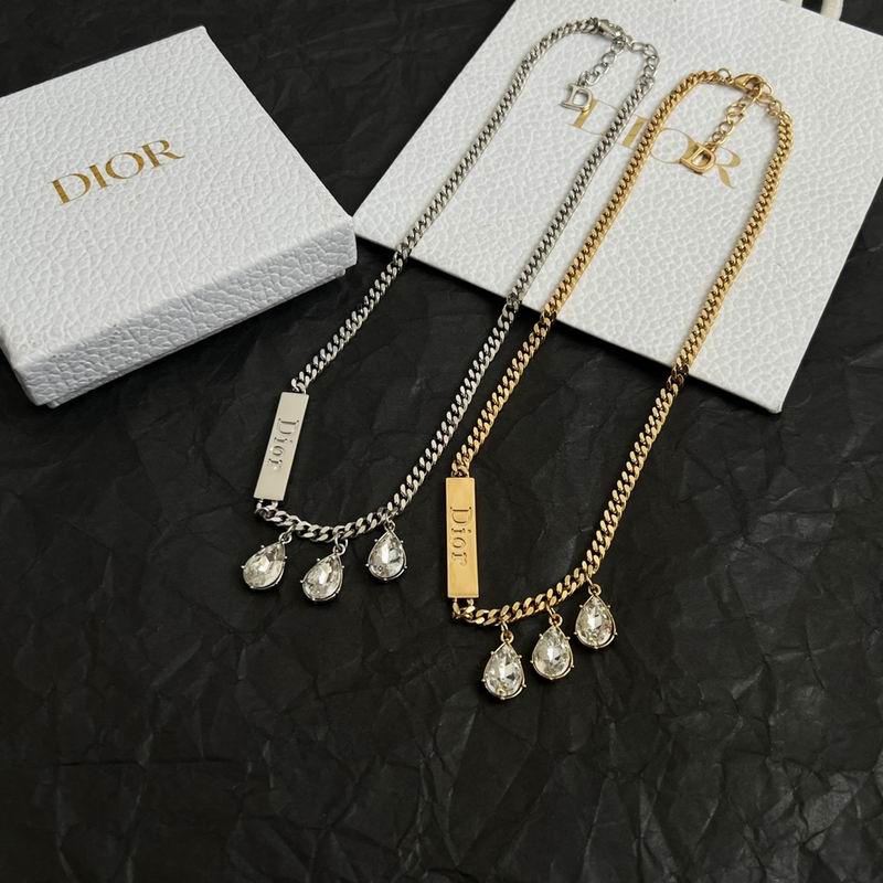 Dior Necklace 11yxx152