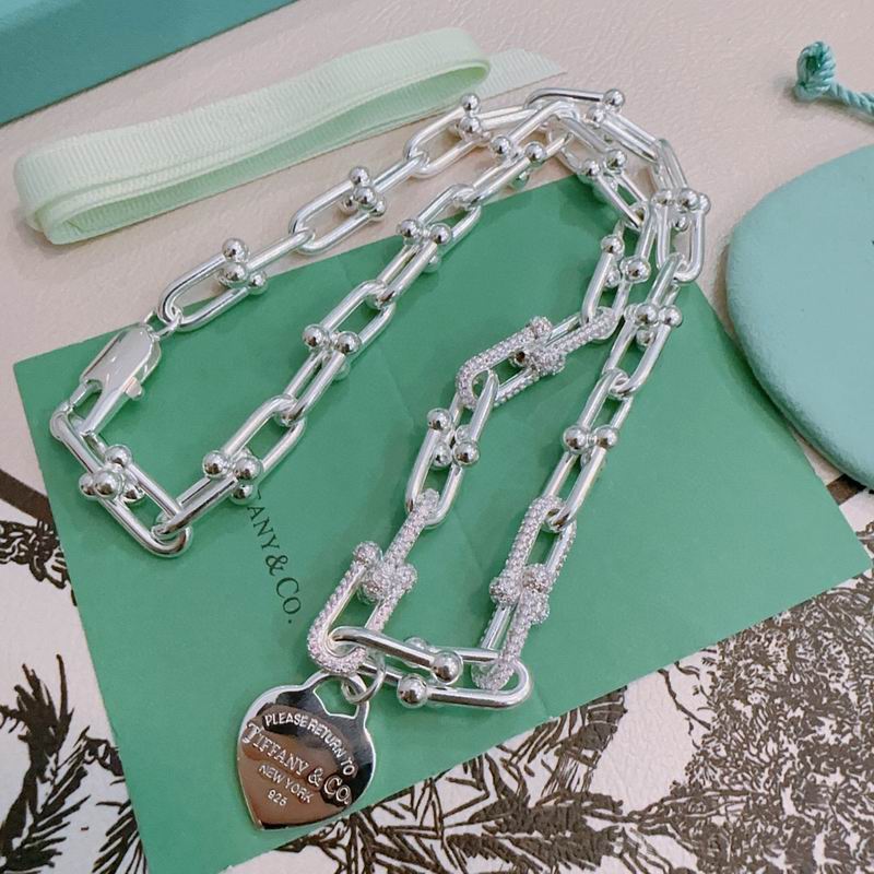 Tiffany necklace 09yxx18