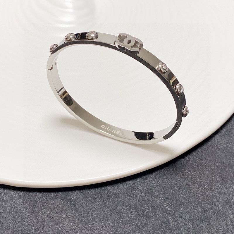 Chanel Bracelet 12yxx55