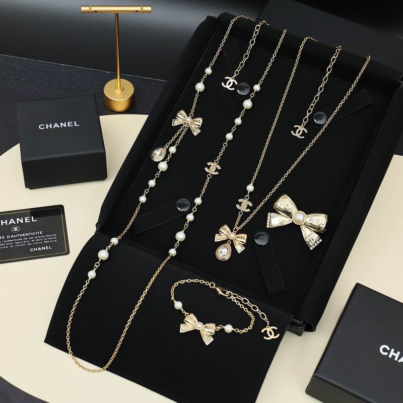 Chanel Suits 12yxx29