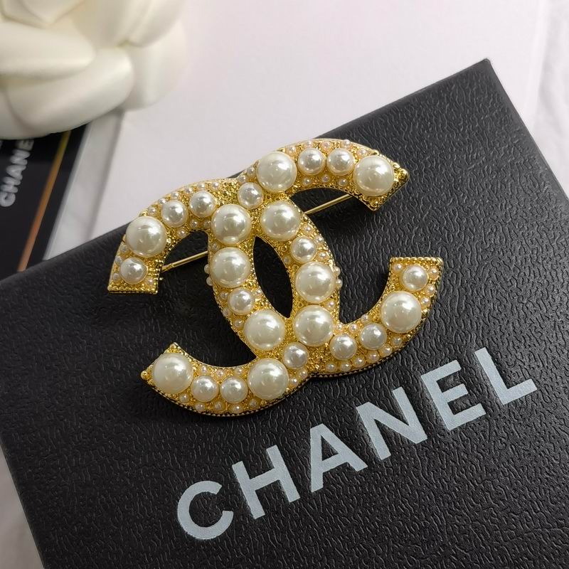 2025 Chanel Brooch2