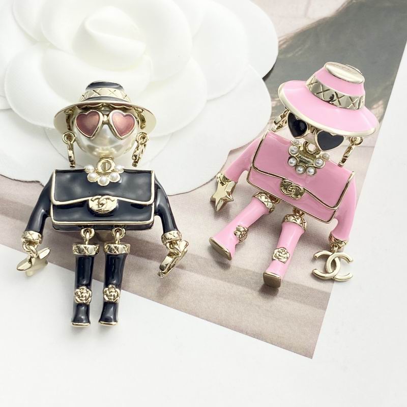 Chanel Brooch 10yxx09