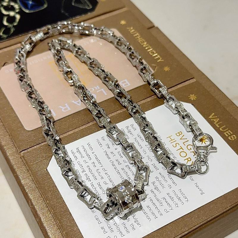 Bvlgari necklace 01yxx175