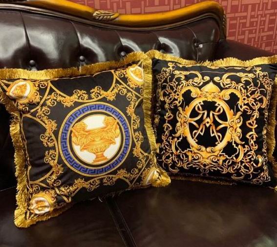 Versace Cushion 45X45cm 03