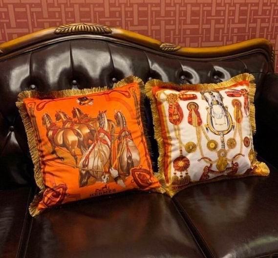 Versace Cushion 45X45cm 04