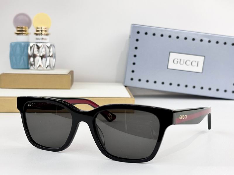 Gucci Glasses smr101