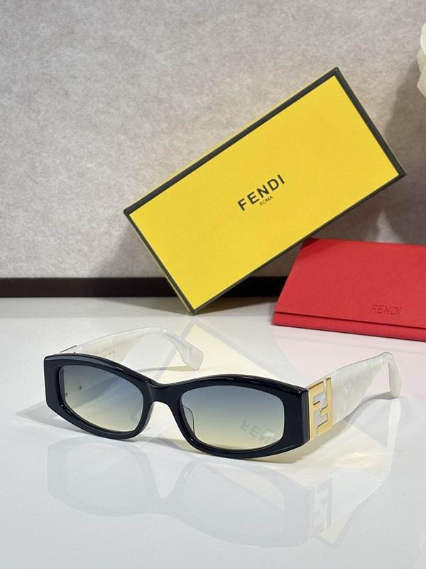 Fendi Glasses sms 31