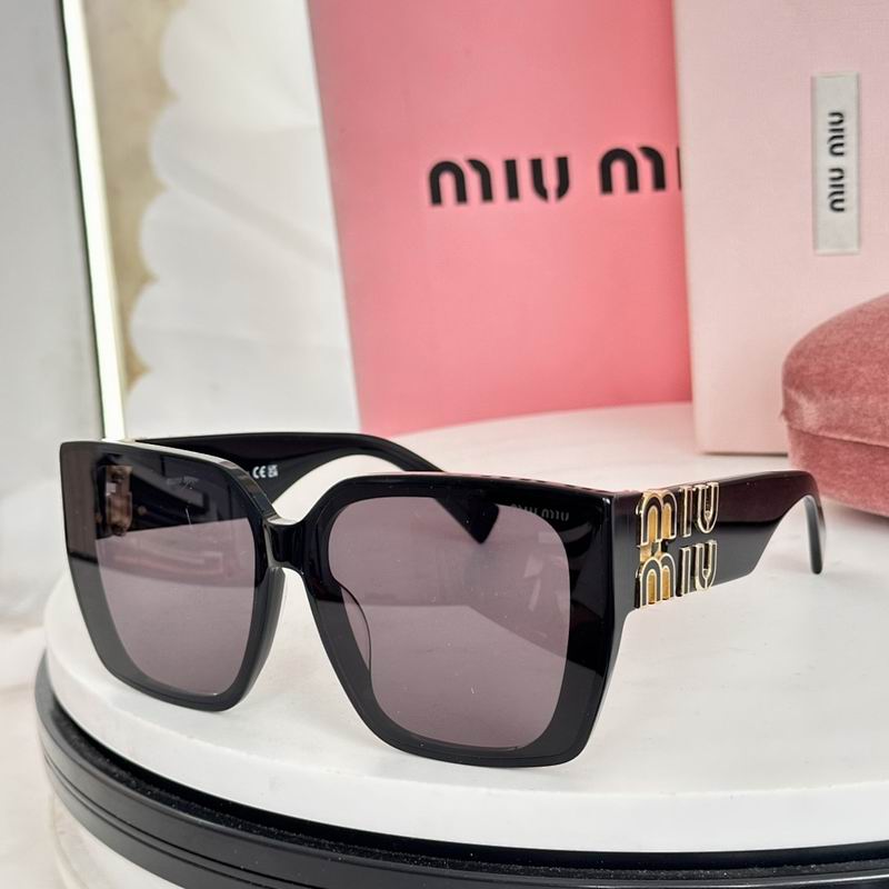 Miu Miu Glasses sms 210