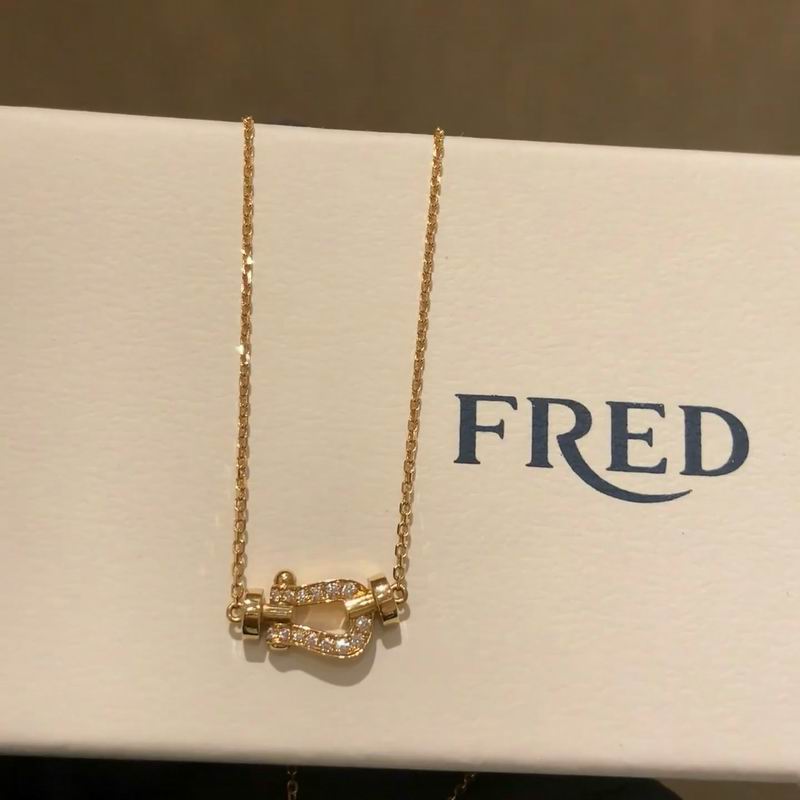 Fred Necklace lyr03
