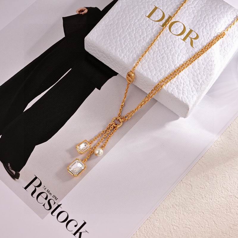 Dior Necklace 03yxs74