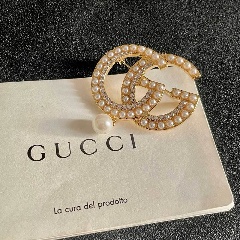 Gucci Brooch 02yxs02