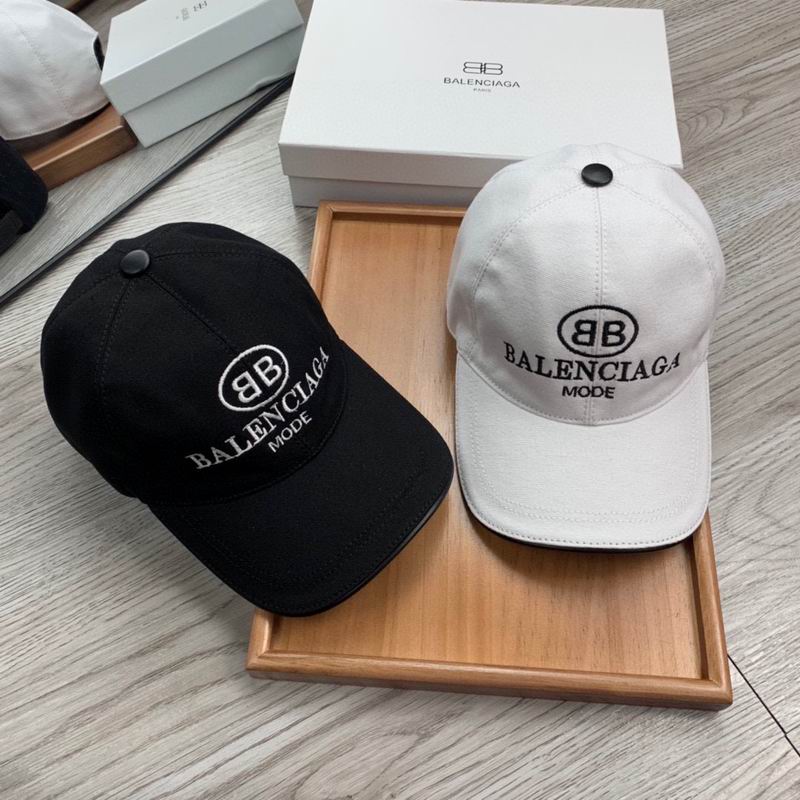 Balenciaga Cap 060204