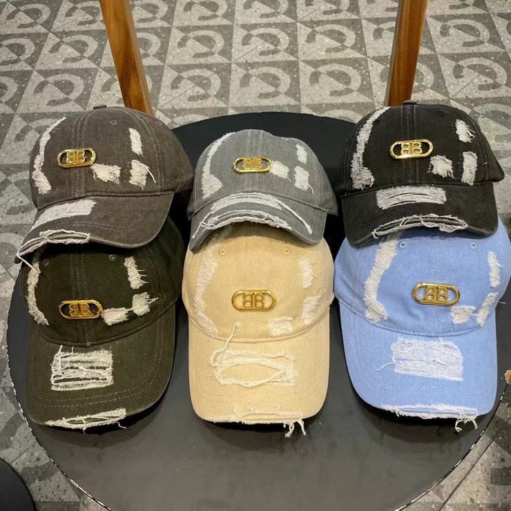 Balenciaga Cap 030303