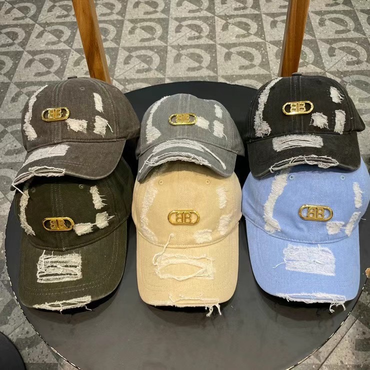 Balenciaga Cap 032002