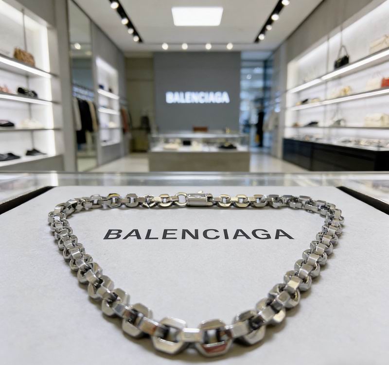 Balenciaga Necklace 03yxs37