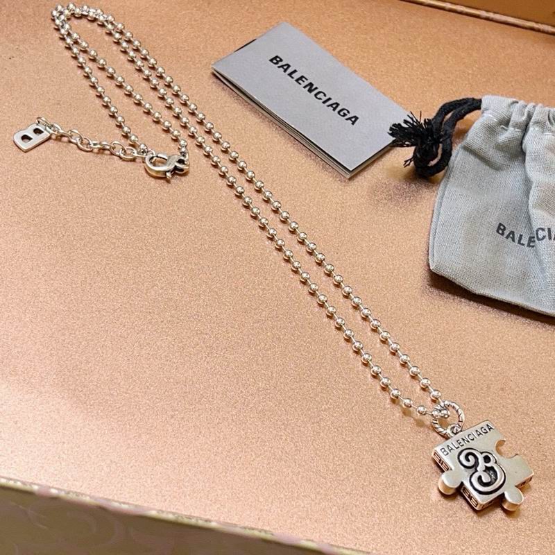 Balenciaga Necklace 04yxh26