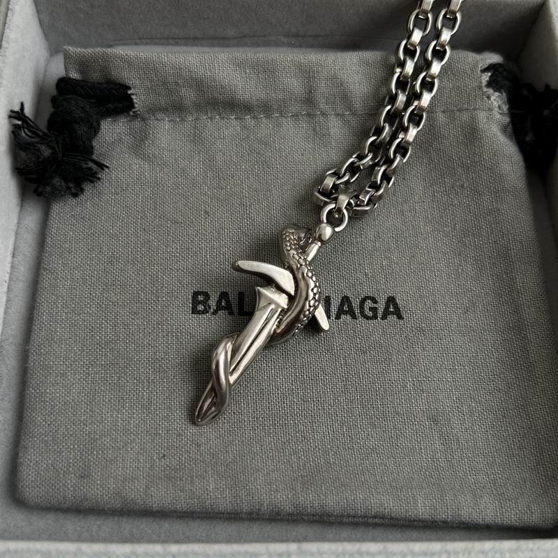 Balenciaga Necklace 04yxh51
