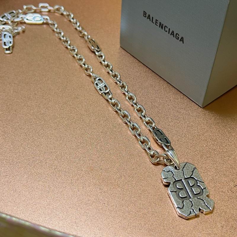 Balenciaga Necklace 04yxh65