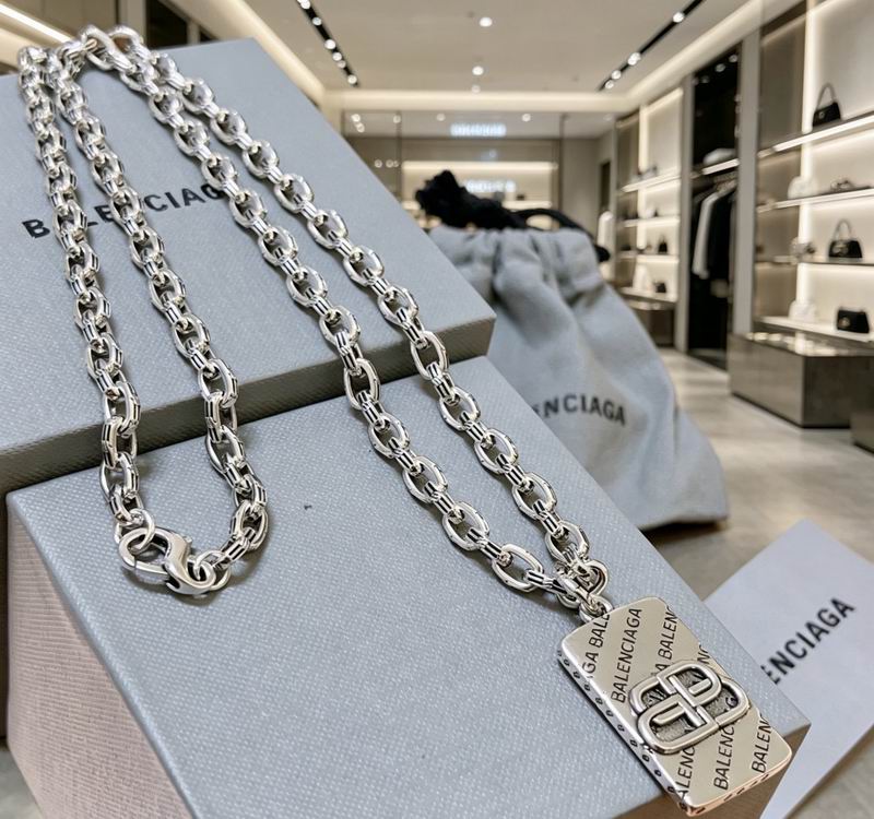 Balenciaga Necklace 05yxs64