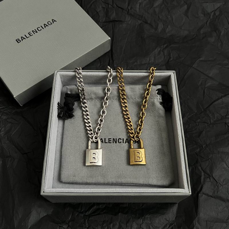Balenciaga Necklace 06yxh01