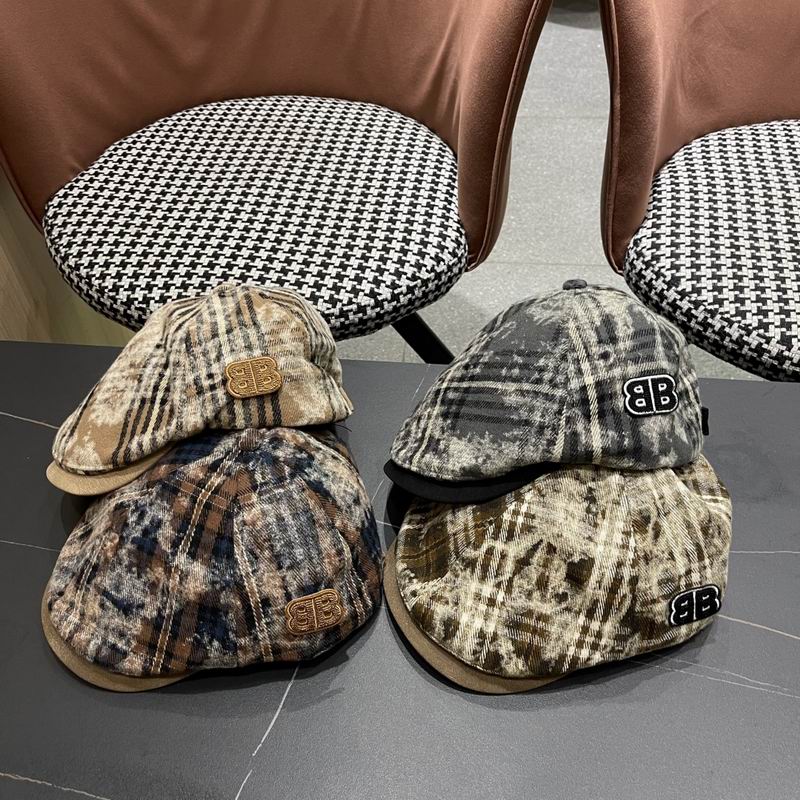 Balenciaga beret 062501