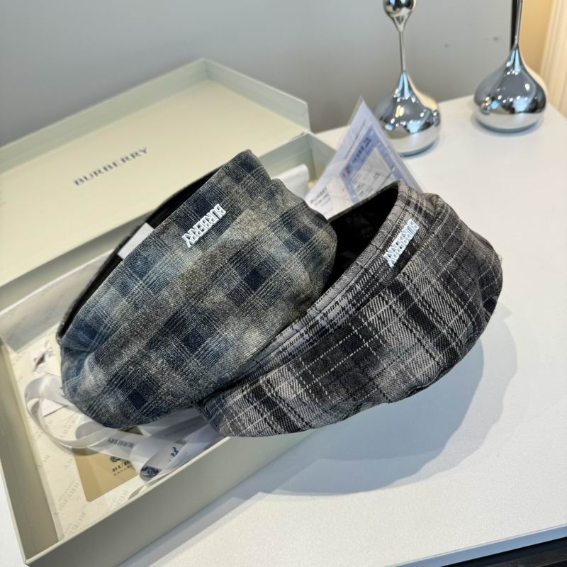 Burberry Beret 102601