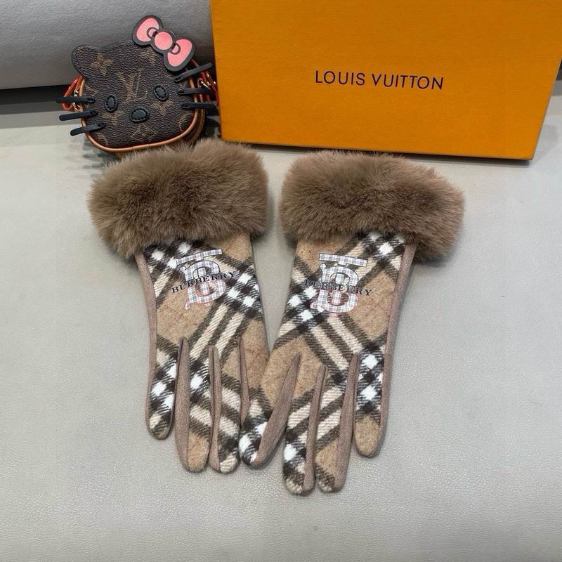 Burberry Gloves 010218