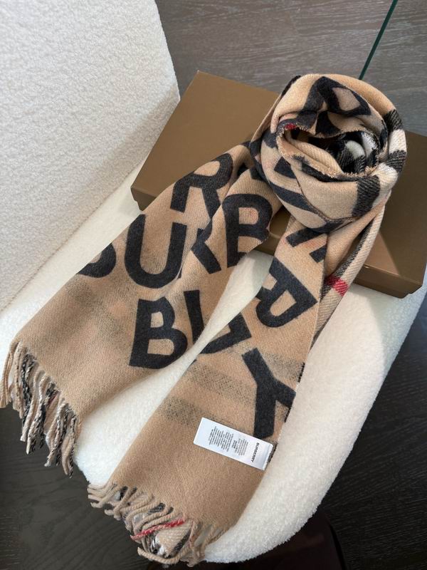 Burberry Scarf 32X192cm 100%山羊绒 E112819