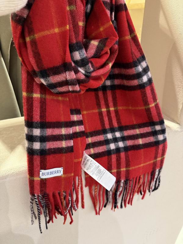 Burberry scarf 36X210cm 100%羊绒 E112807