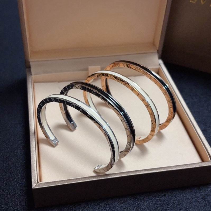 Bvlgari Bracelet 04yxs16