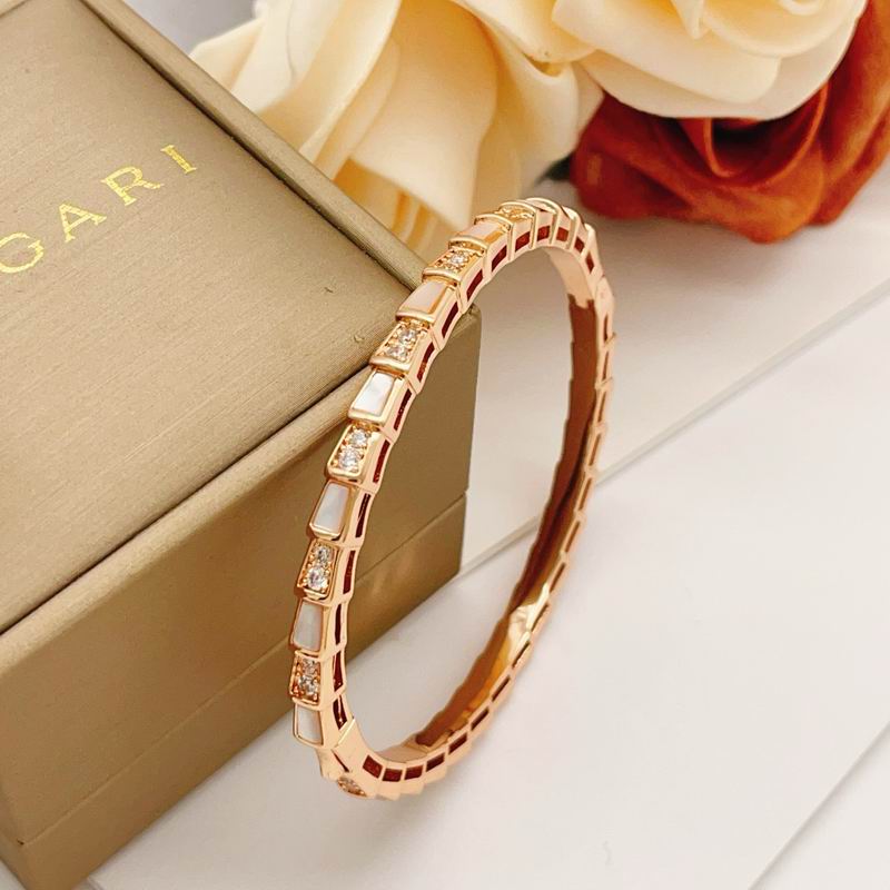Bvlgari Bracelet 04yxs54