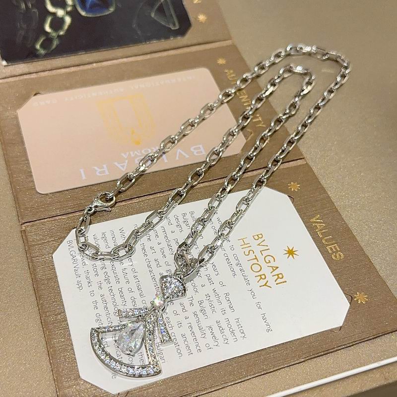 Bvlgari necklace 01yxx128