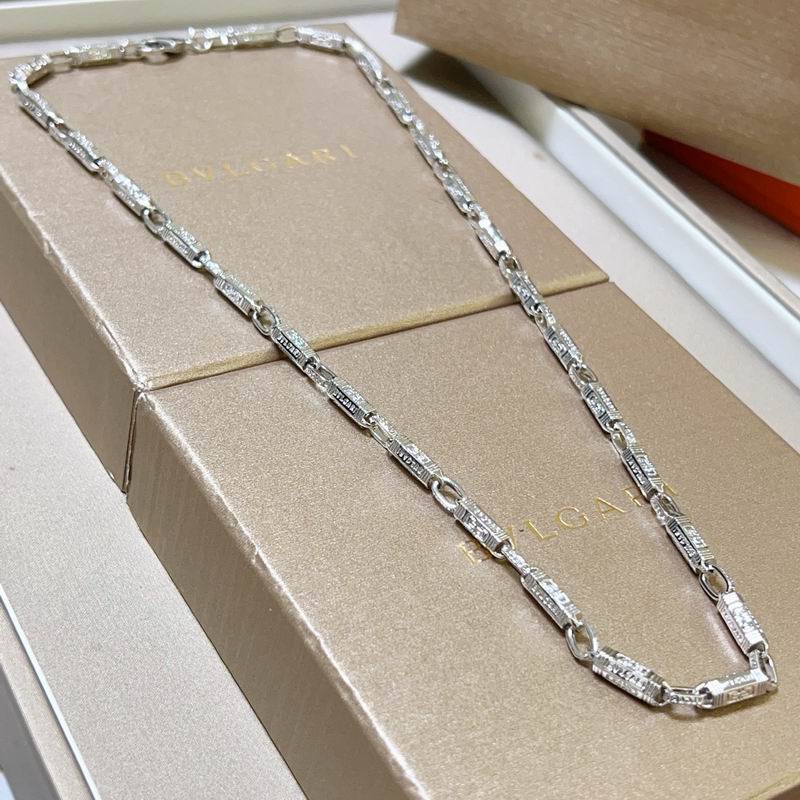 Bvlgari necklace 01yxx137
