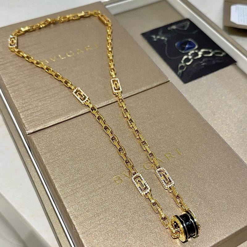 Bvlgari necklace 01yxx172