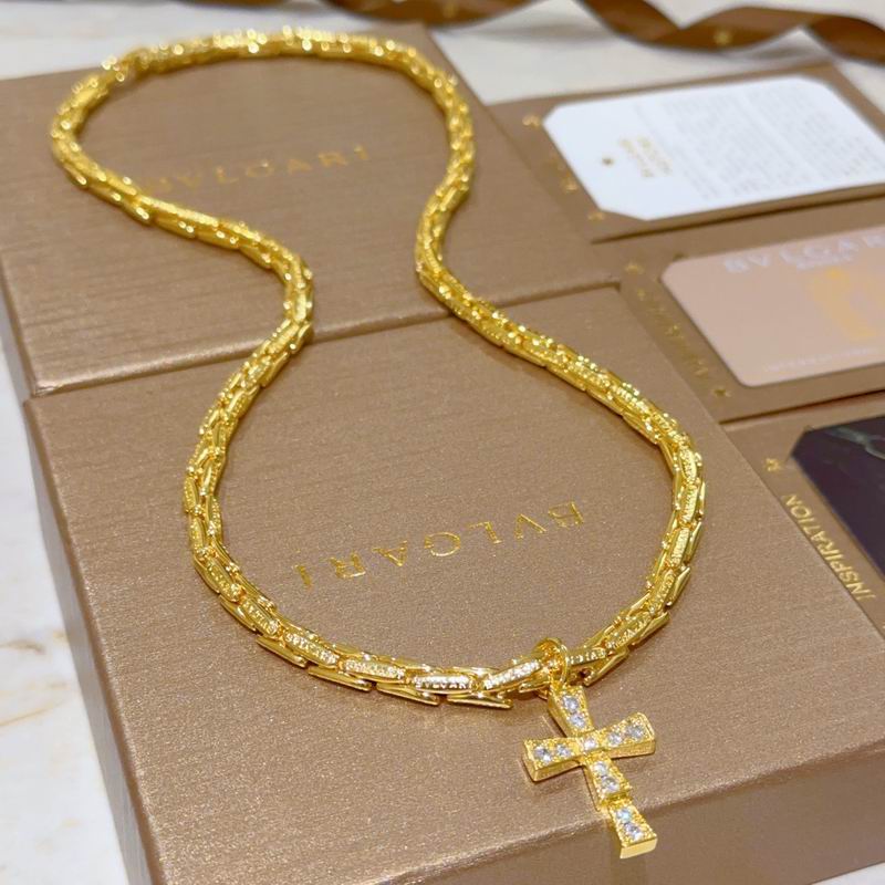 Bvlgari necklace 01yxx178