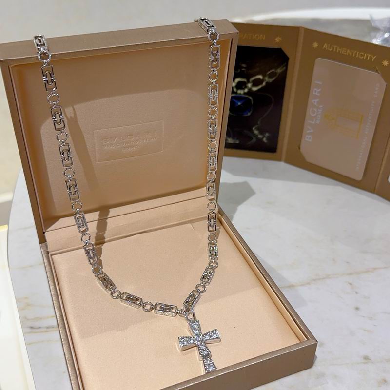 Bvlgari necklace 04yxh51